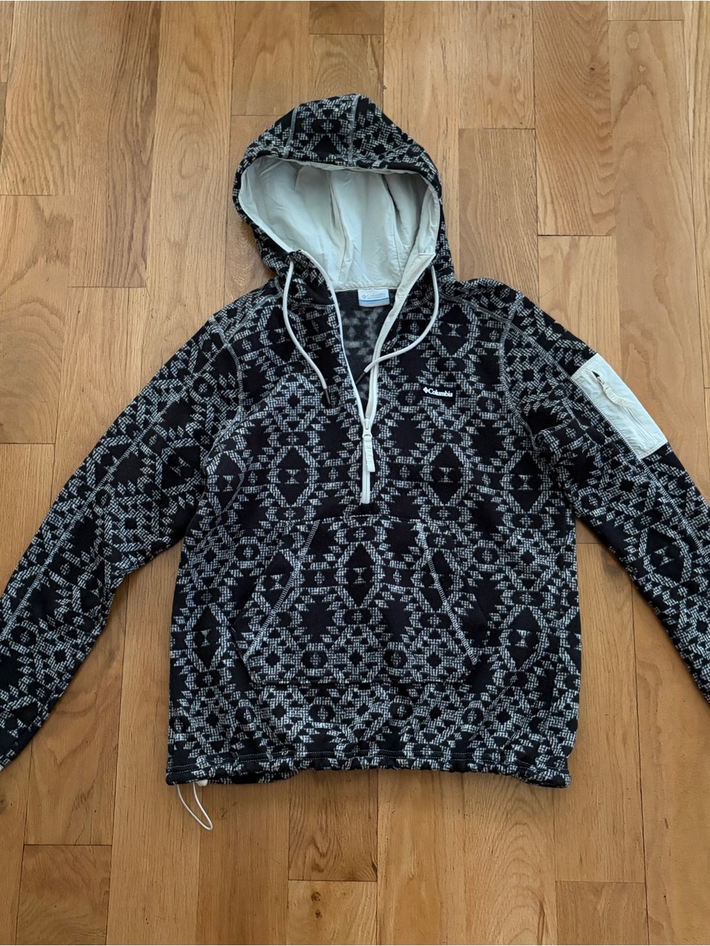 Columbia Black & White Geometric Patterned Half Zip Hooded Jacket size L